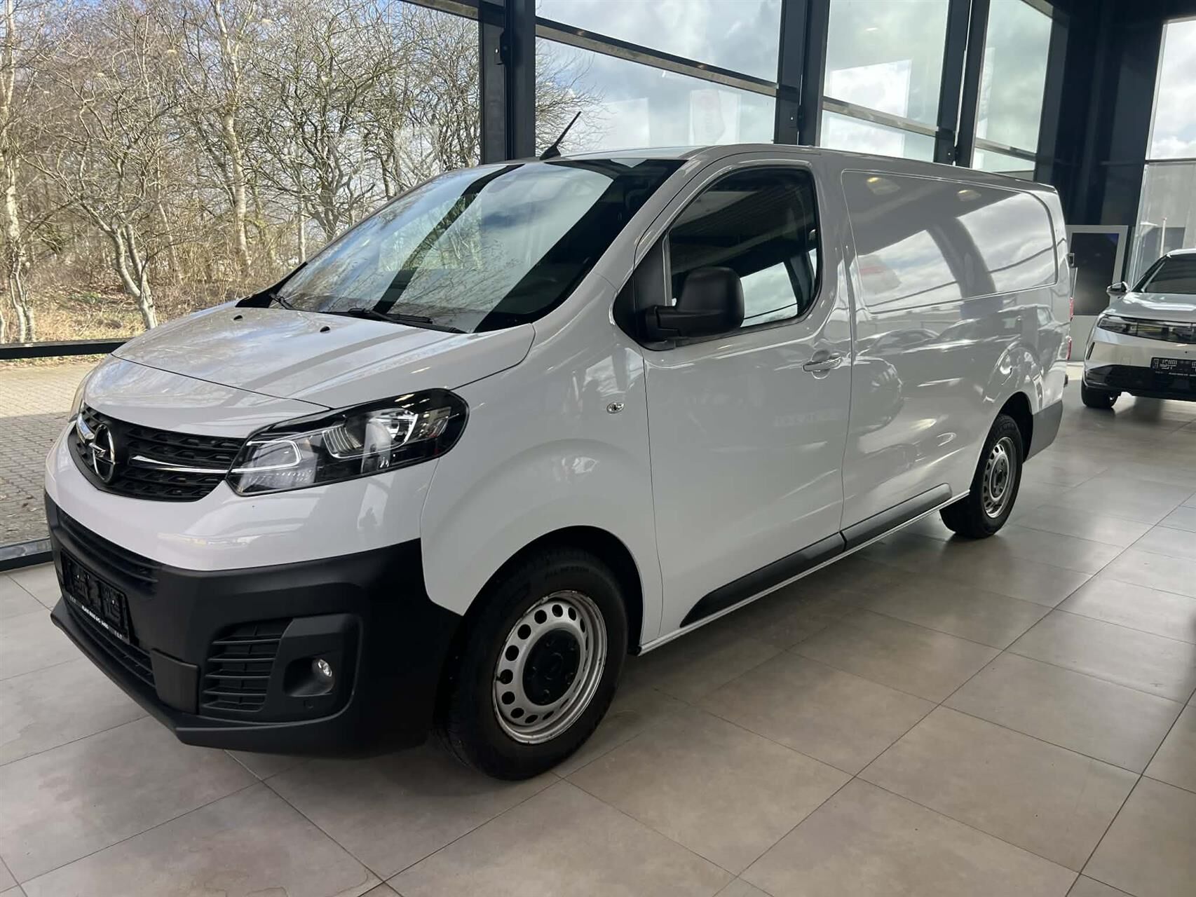 Opel Vivaro L3V2 2,0 BlueHDi Enjoy+ AT8 145HK Van 8g Aut.