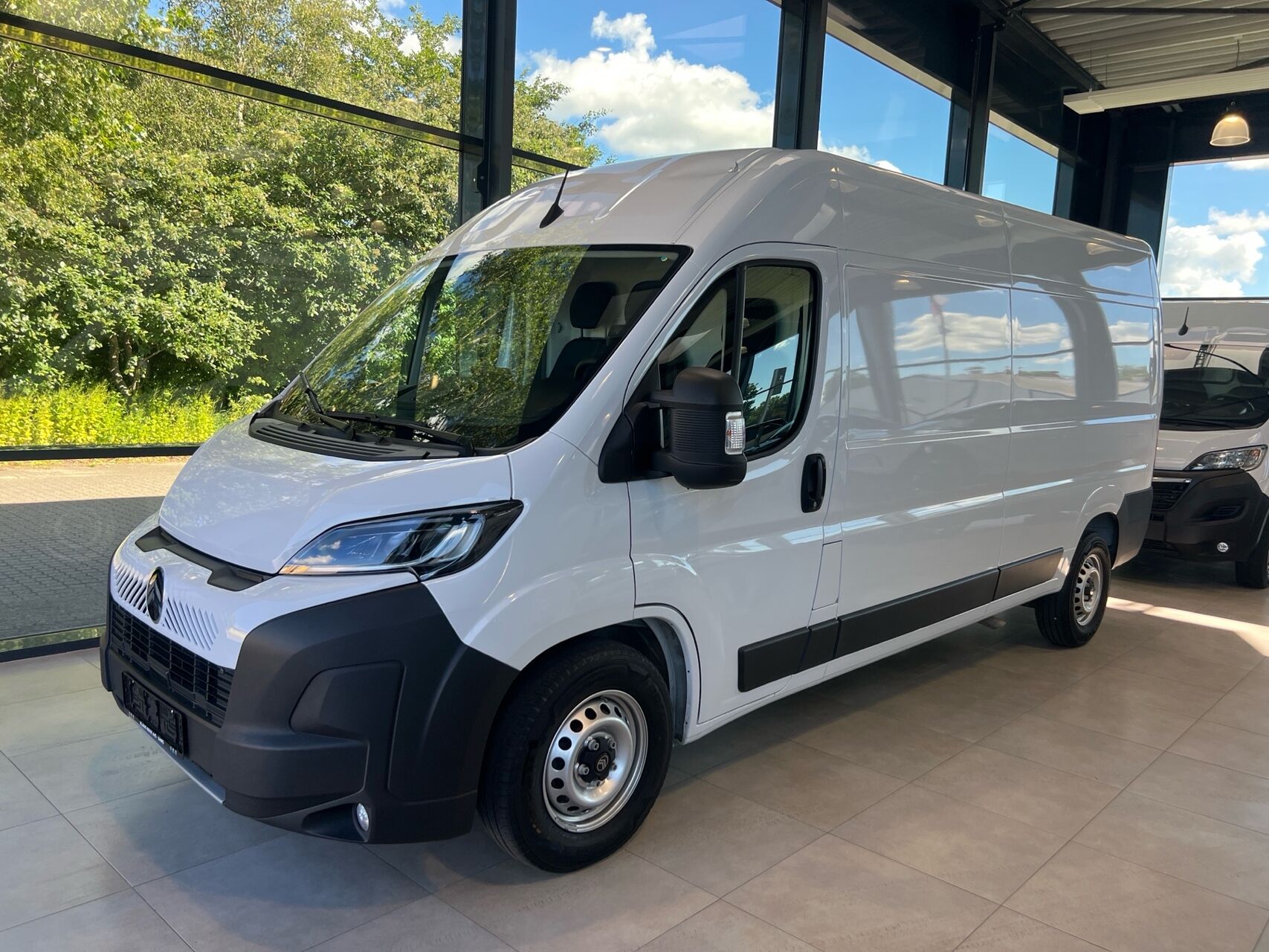 Citroën Jumper 35H L3H2 2,2 Blue HDi Masterline EAT8 180HK Van 8g Aut.
